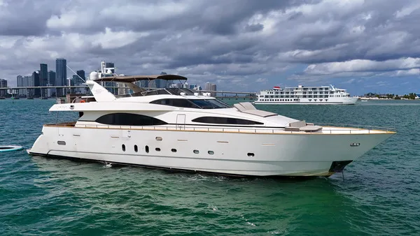 100' Azimut