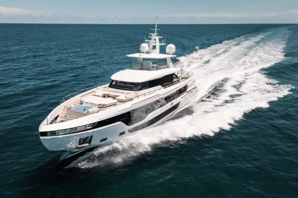 118' Azimut Grande