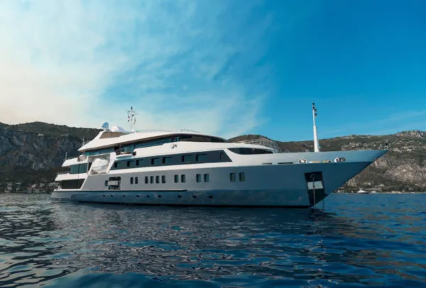 230' Austal