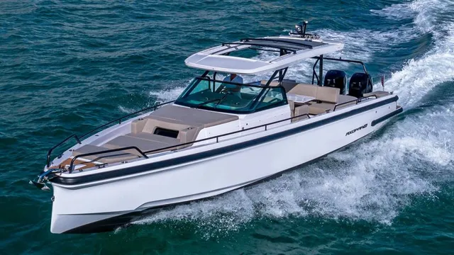 38' Axopar