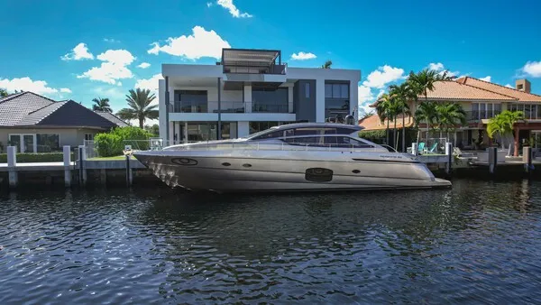 62' Pershing
