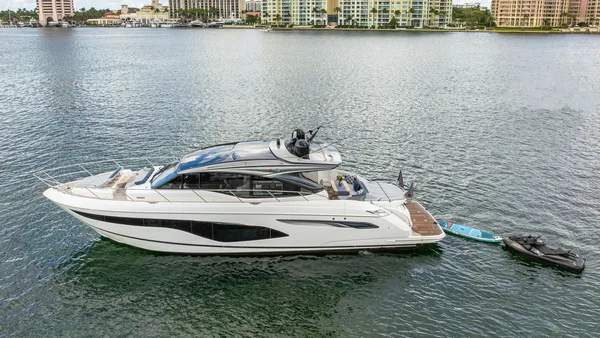 62' Princess V-60