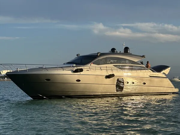 64' Pershing