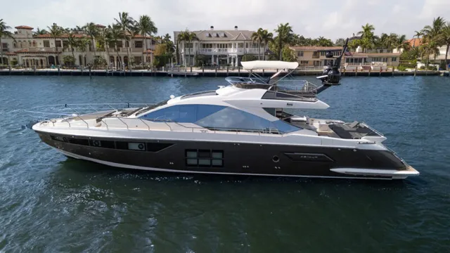 70' Azimut S7