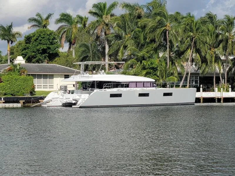 70' Lagoon