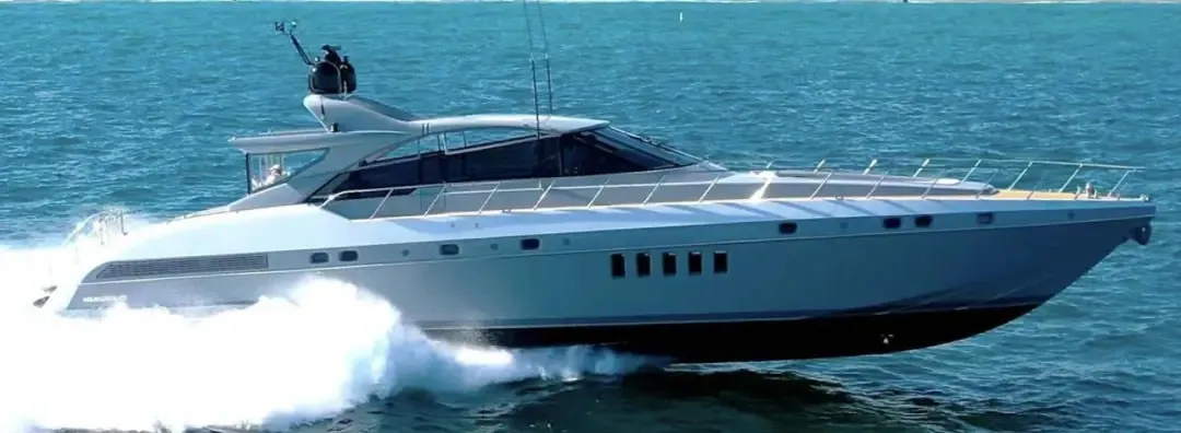 82' Mangusta