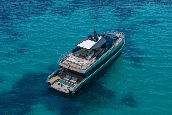 85' Wally