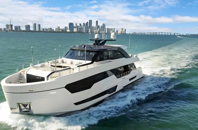 95' Ocean Alexander