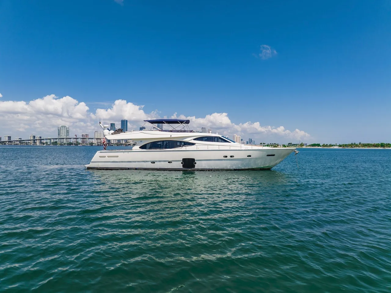 80' Ferretti
